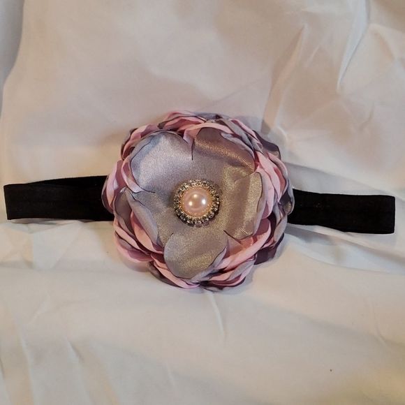 NEW Silver and Pink Flowered Headband - Picture 1 of 3